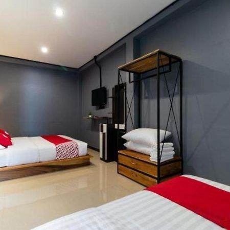 Oyo 75305 T Park Pak Chong Hotel Muszi Kültér fotó