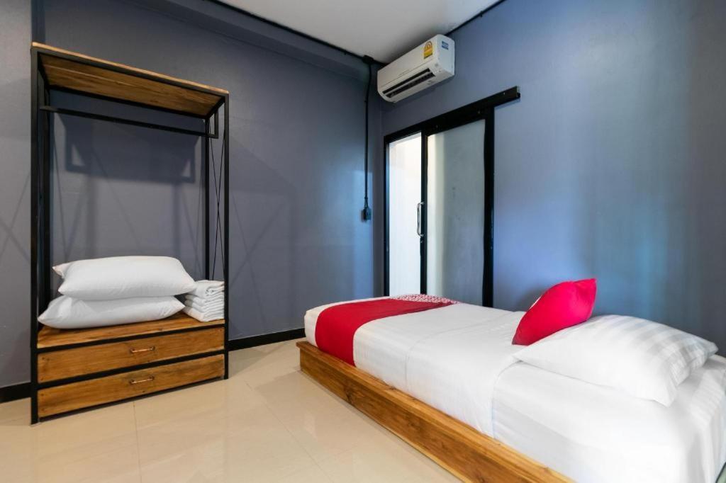 Oyo 75305 T Park Pak Chong Hotel Muszi Kültér fotó